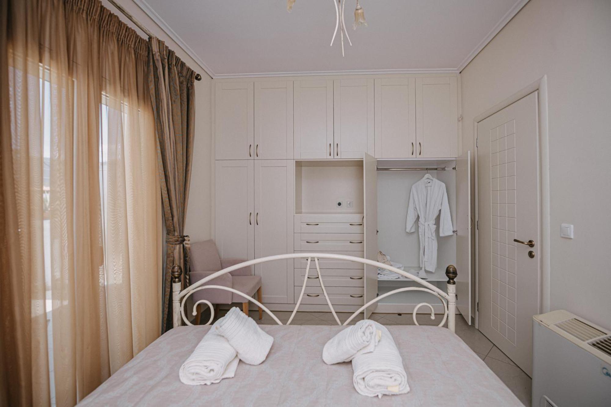 Nereides Luxury Villas Kato Almiri Exterior foto